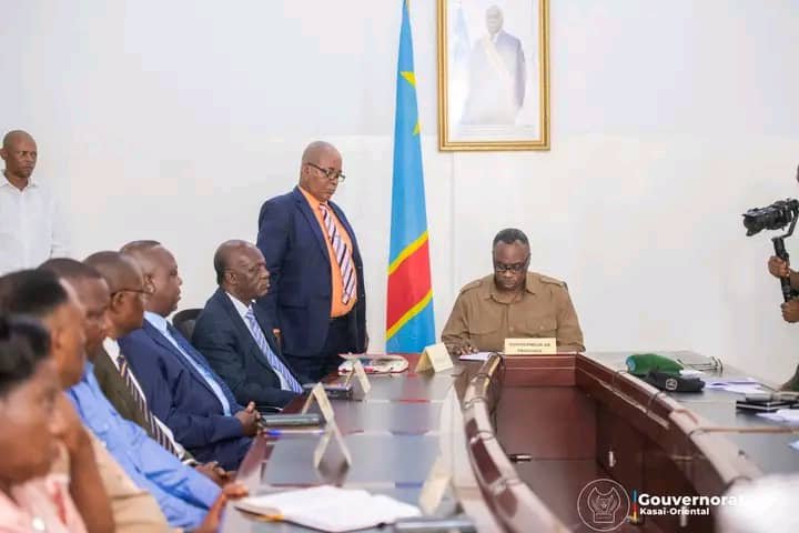 Kasaï oriental : Jean-Paul Mbwebwa reprend ses fonctions sous le signe de la paix et de la cohésion