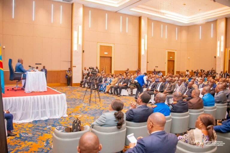 RDC : Suspension des motions et pétitions dans les provinces pour renforcer la stabilité institutionnelle