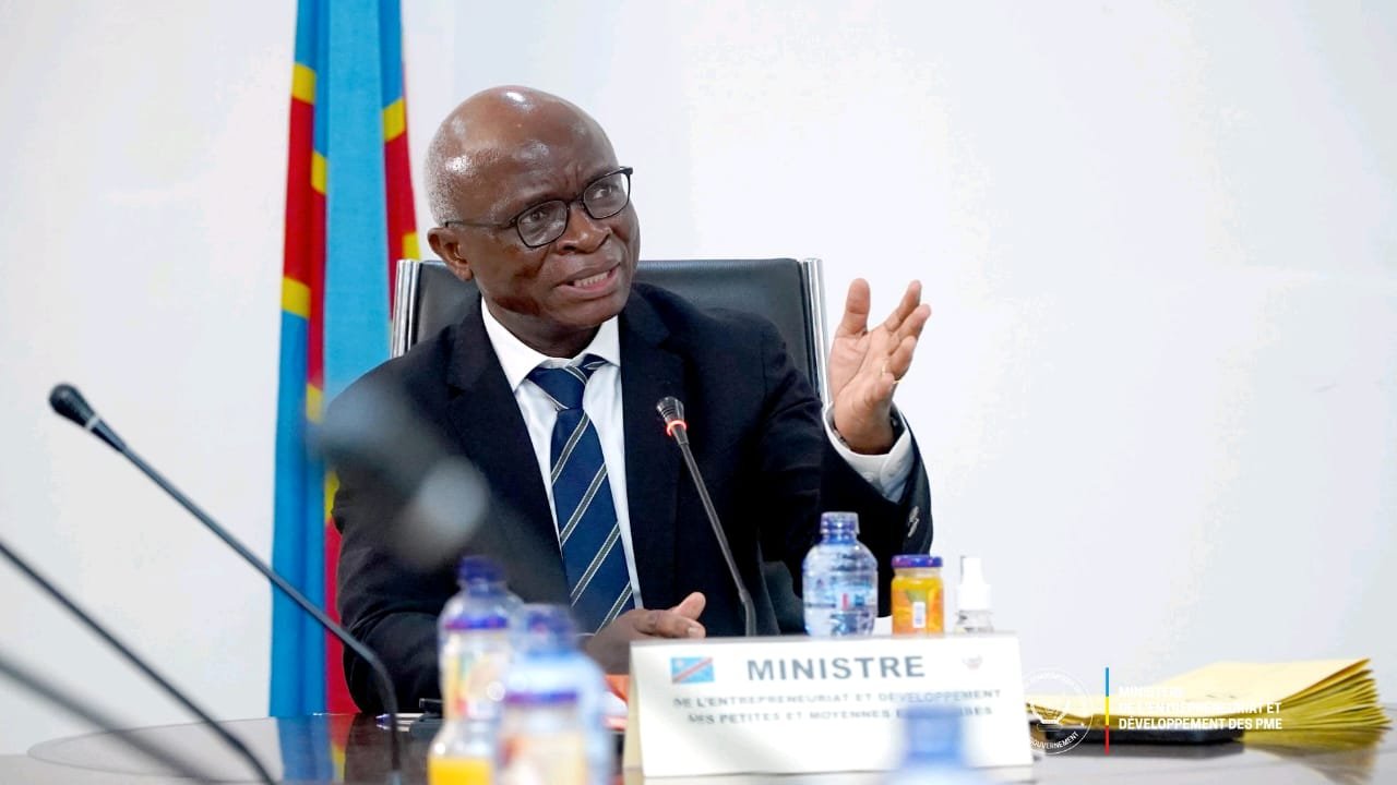 Justin Kalumba, Ministre des Petites et Moyennes entreprises