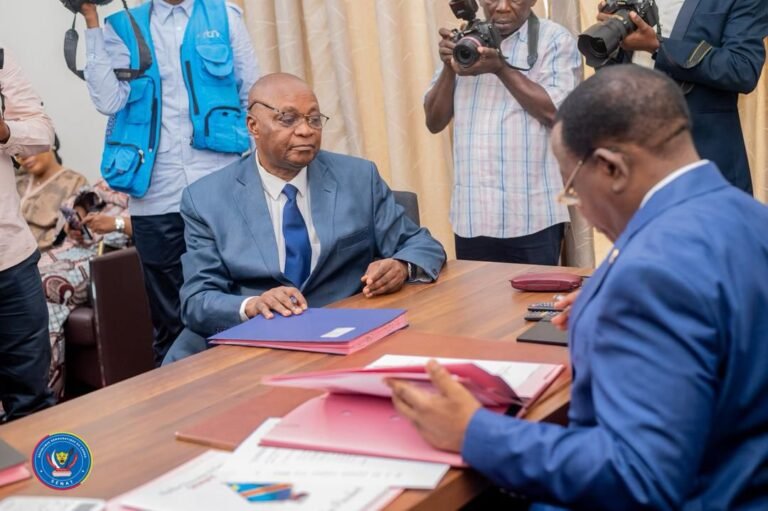 Sénat : Norbert Basengezi Katintima prend officiellement ses fonctions de 2e vice-président